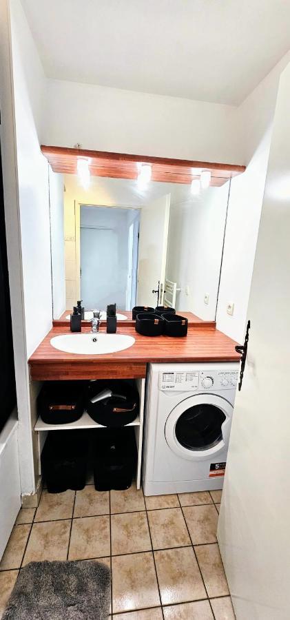 L'Evasion, Cergy, Downtown, 6 Pers, 2 Min Rer A, 2 Places De Parking Privatives, Netflix Et Beinsports Apartment Exterior foto